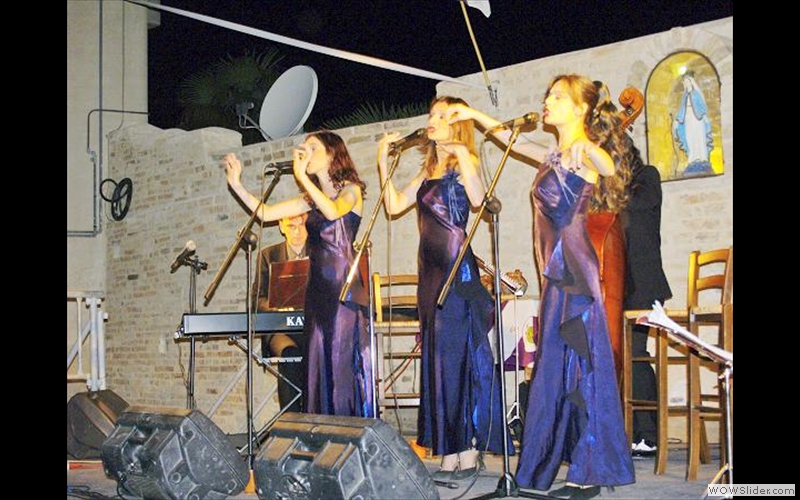 Blue Dolls31 (web)3